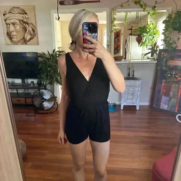 Urban outfitters romper - Picture 2 of 5